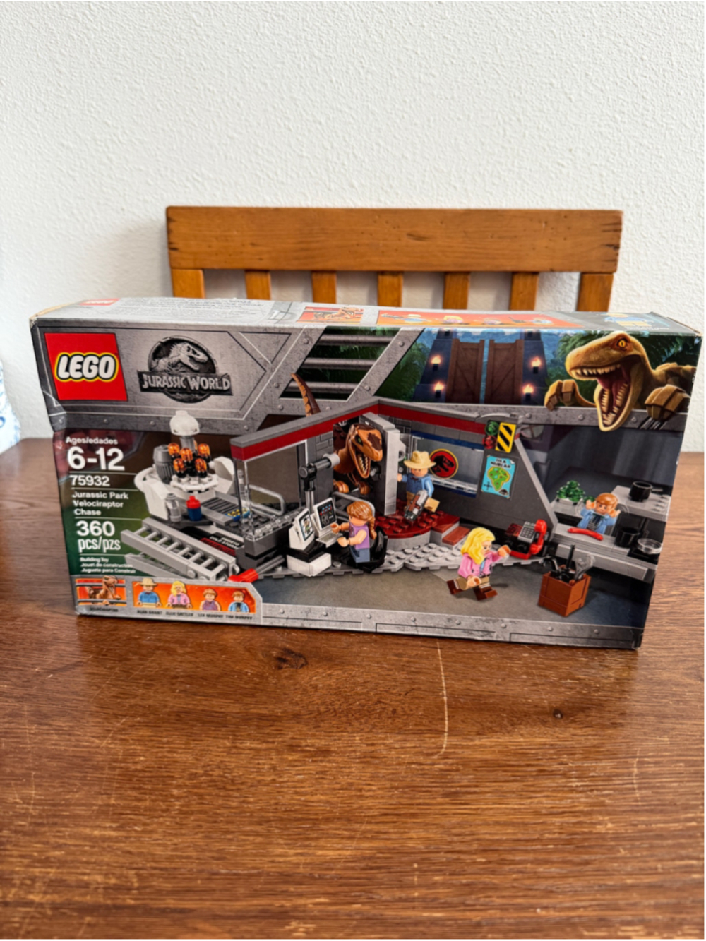 LEGO 75932 Jurassic Park Velociraptor Chase NEW Sealed Retired Alan Grant Raptor - Picture 1 of 3